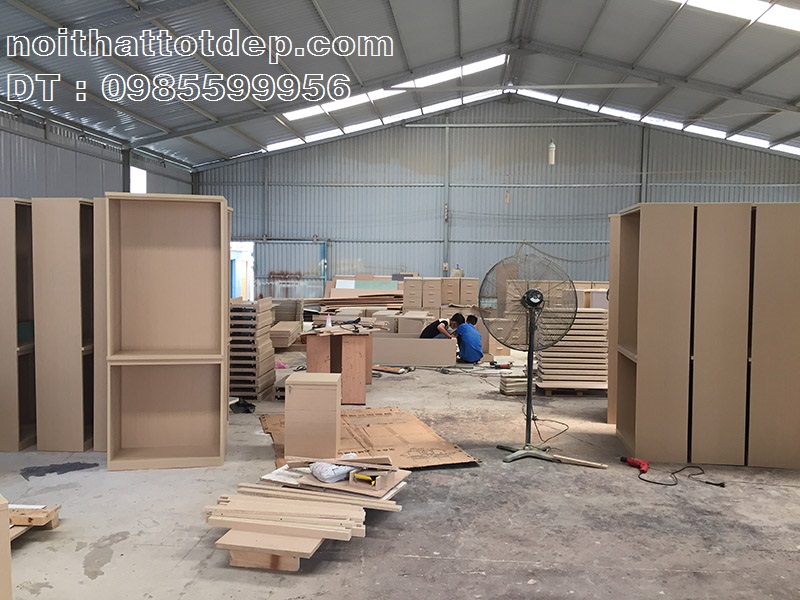 Xưởng sản xuất nội thất văn phòng